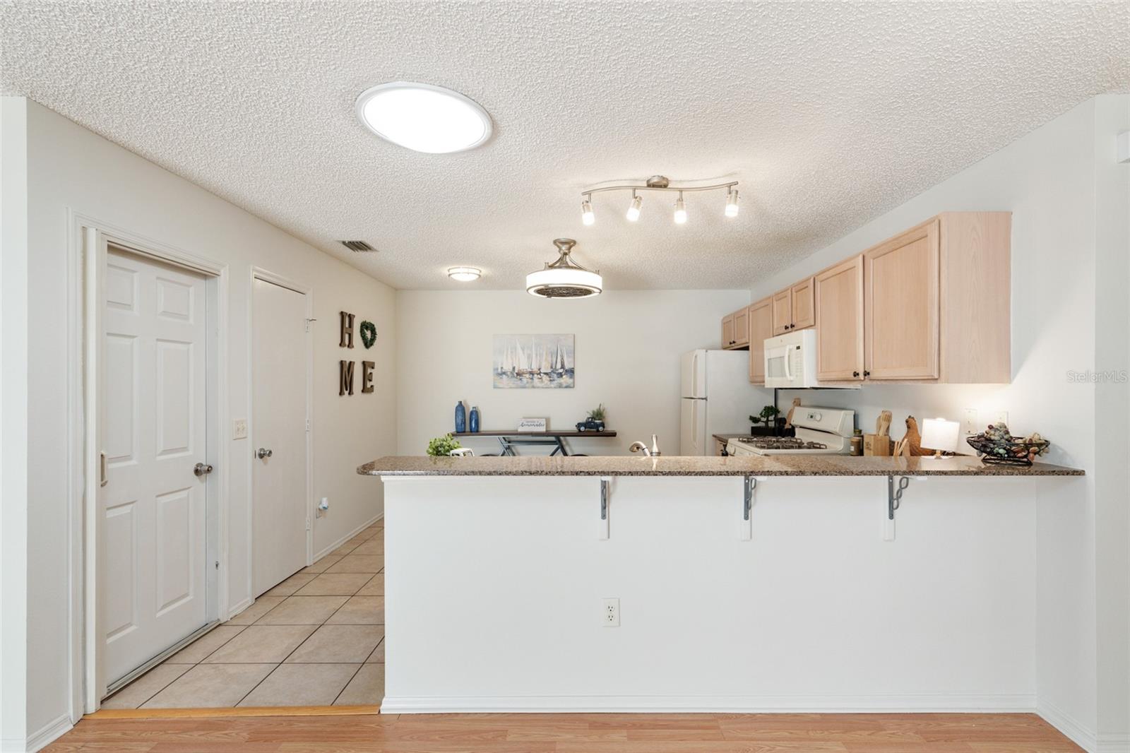 Image 18 of 42 For 3468 Roanoke Street