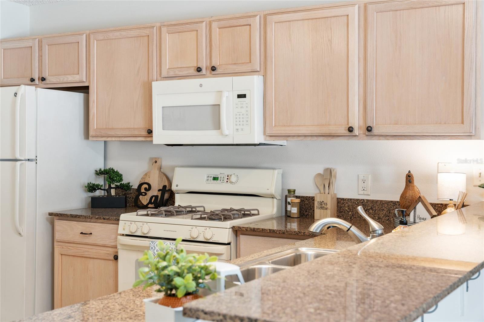 Image 23 of 42 For 3468 Roanoke Street