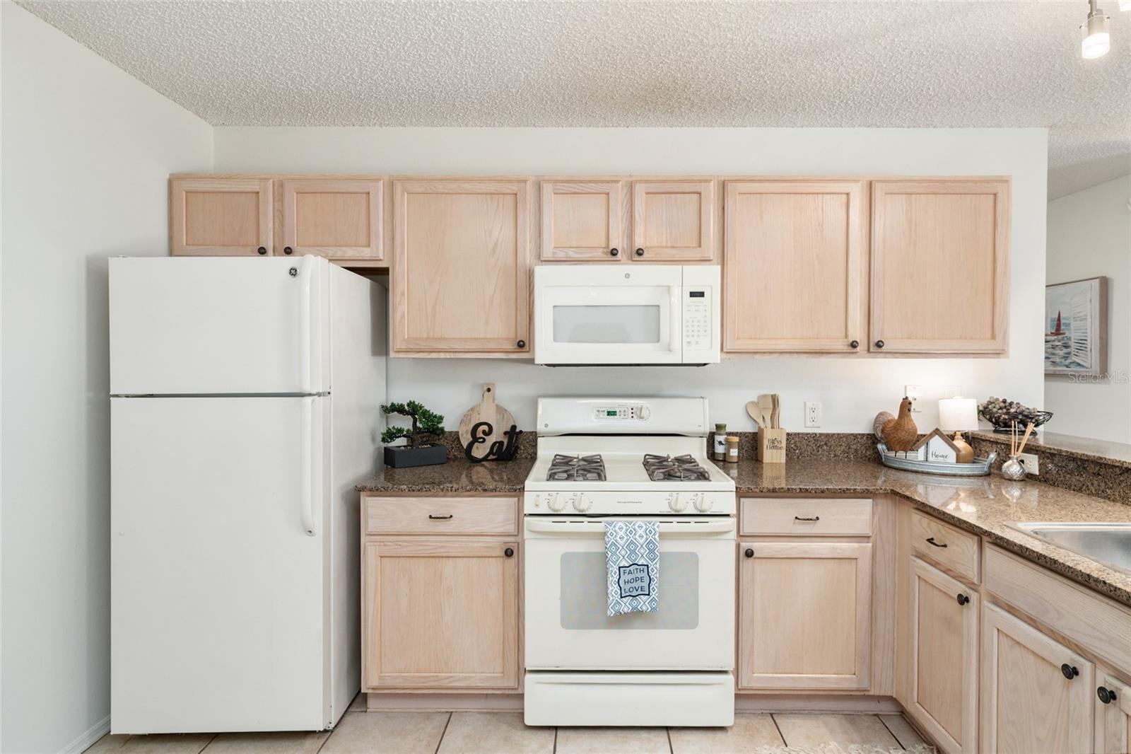 Image 24 of 42 For 3468 Roanoke Street