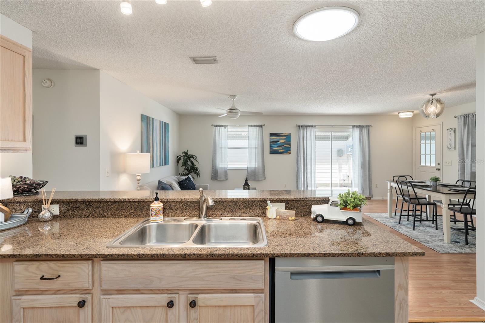 Image 26 of 42 For 3468 Roanoke Street