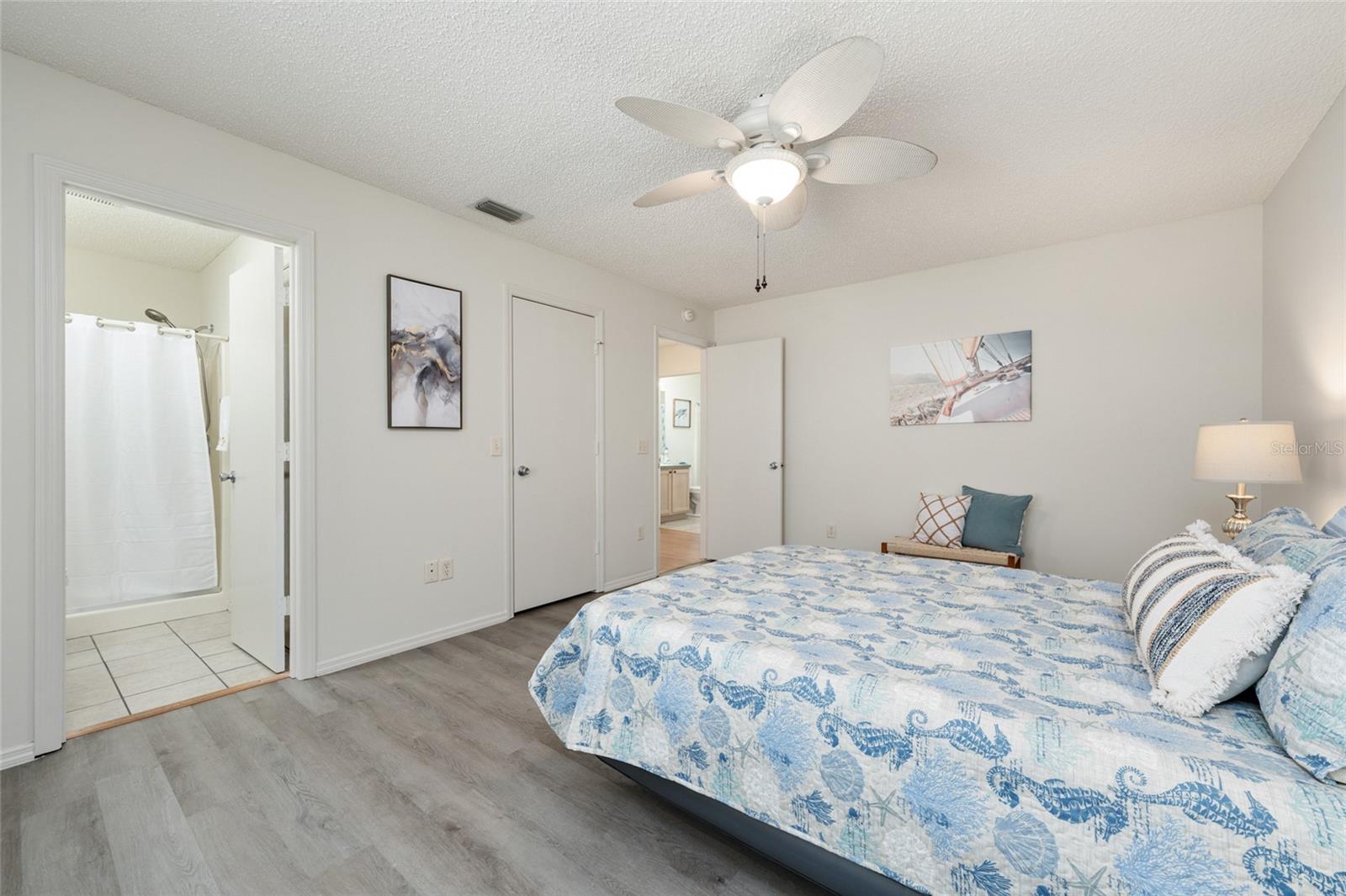 Image 33 of 42 For 3468 Roanoke Street