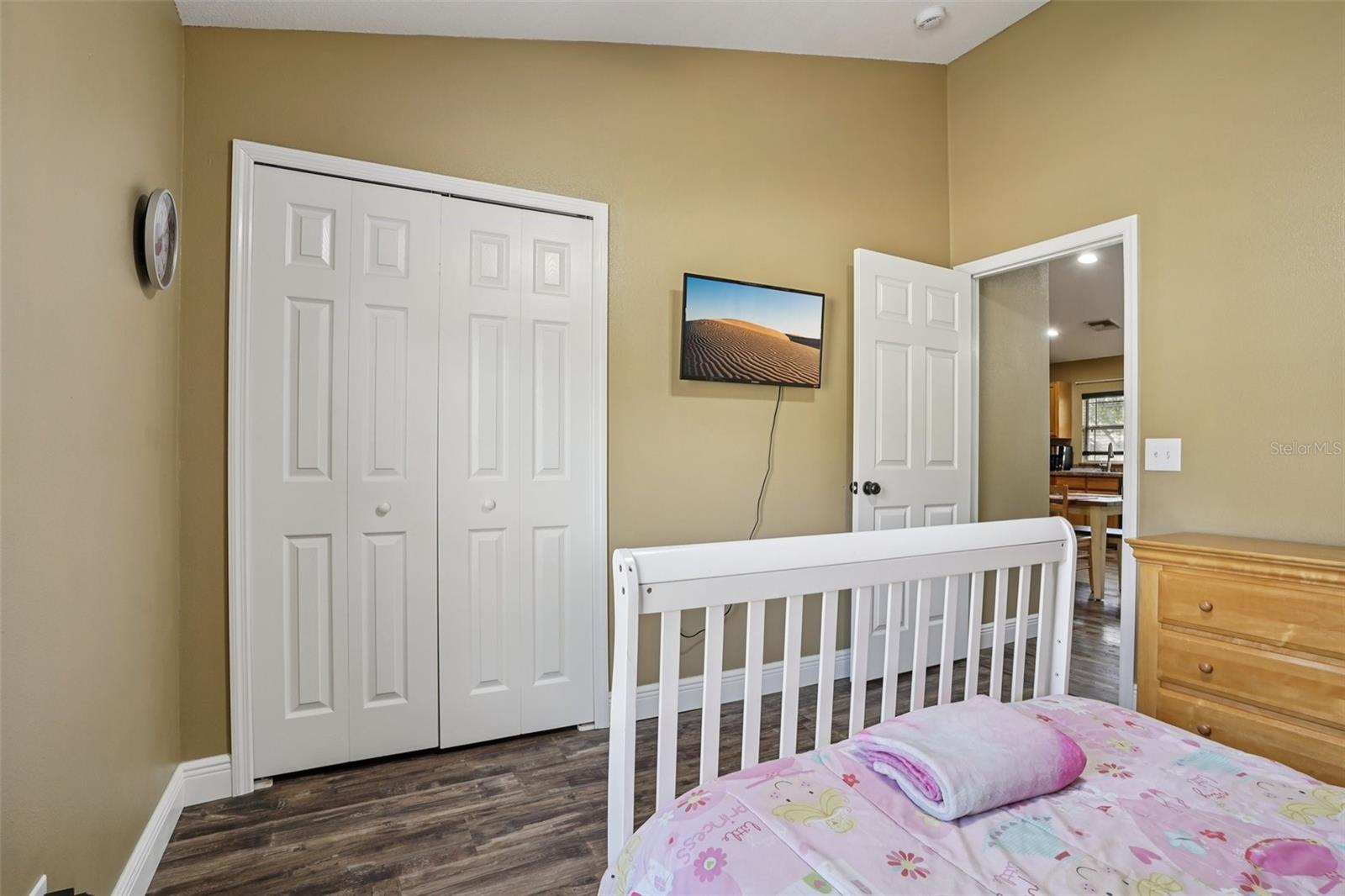 Image 22 of 57 For 4542 Lemon Street