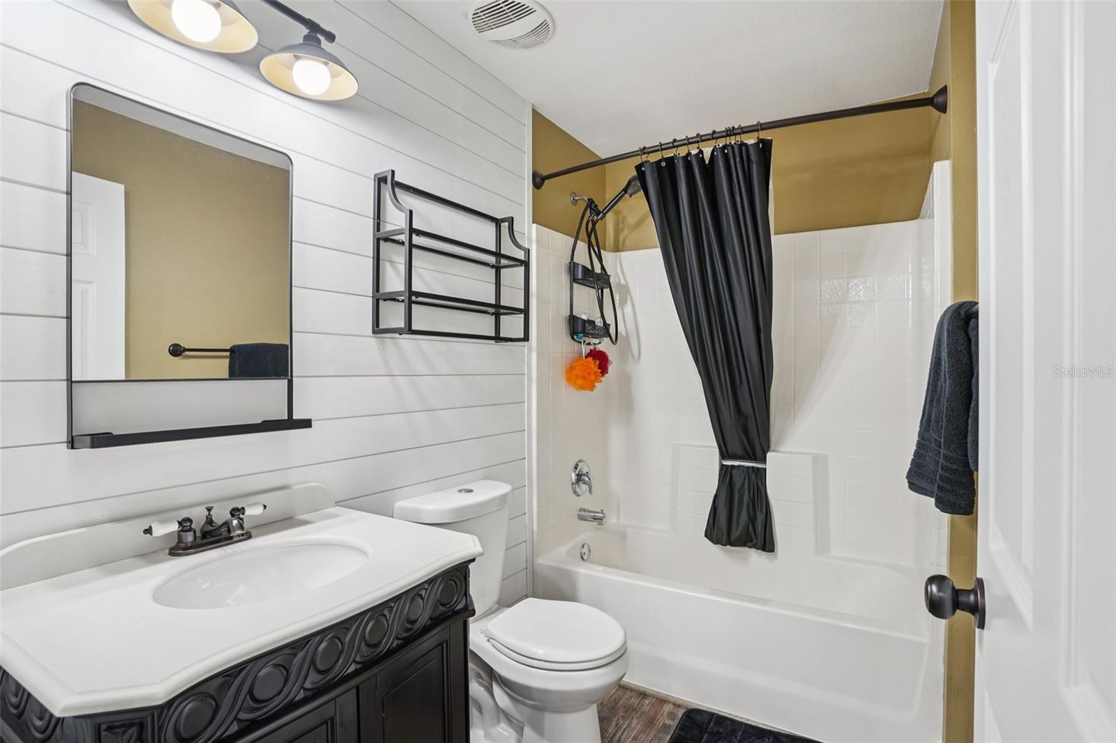 Image 23 of 57 For 4542 Lemon Street