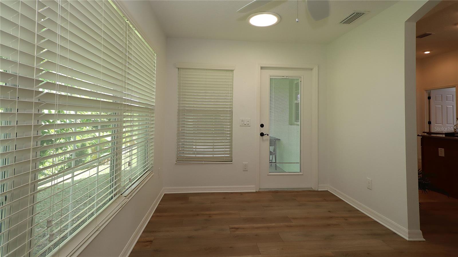 Image 28 of 33 For 2473 Buttonwood Run