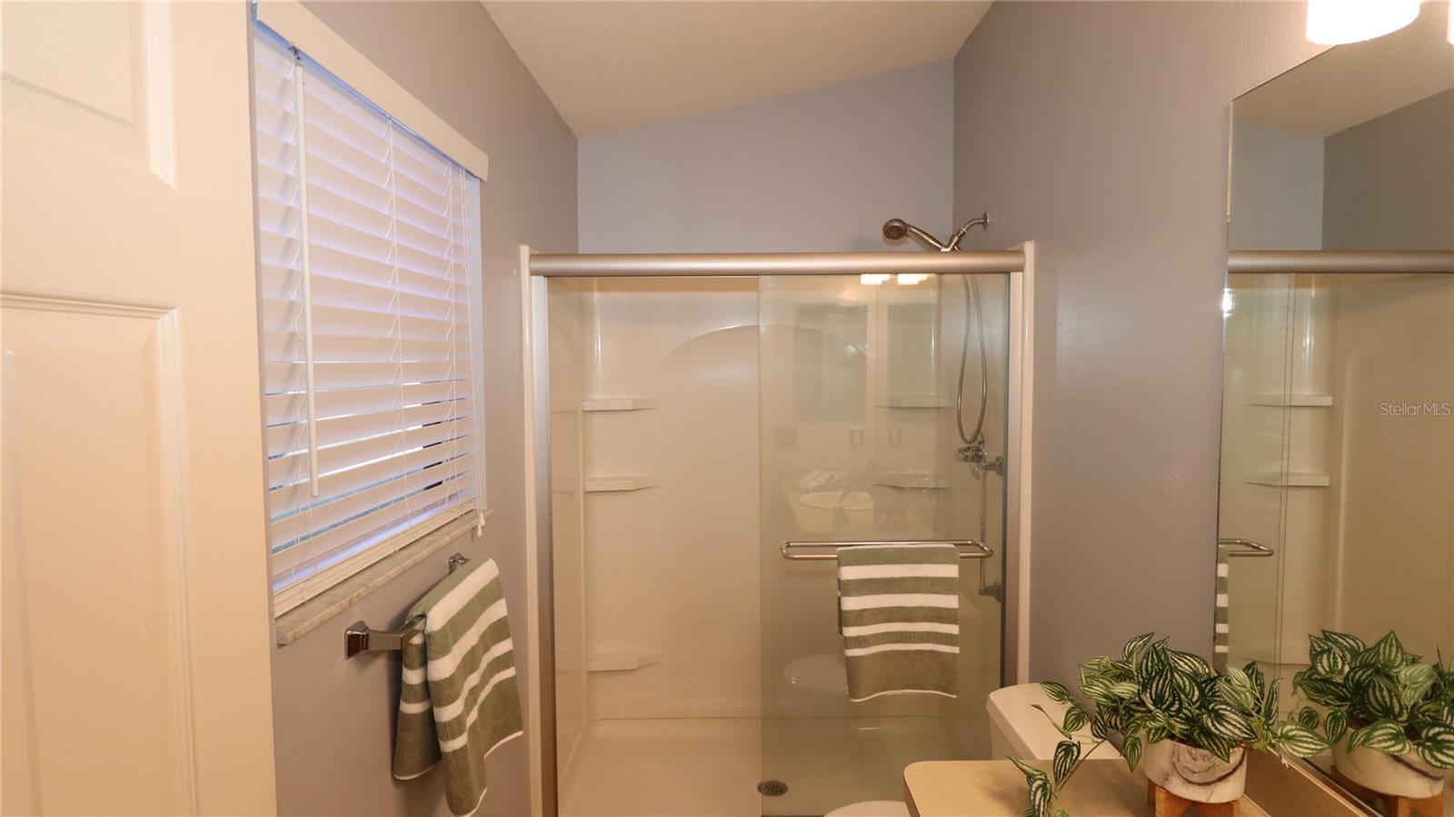 Image 21 of 26 For 503 Arbella Loop