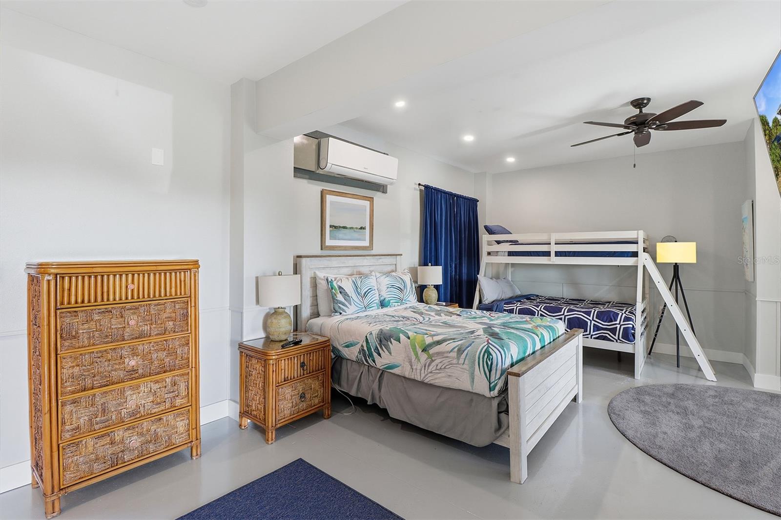 Image 37 of 50 For 12123 Bald Eagle Court