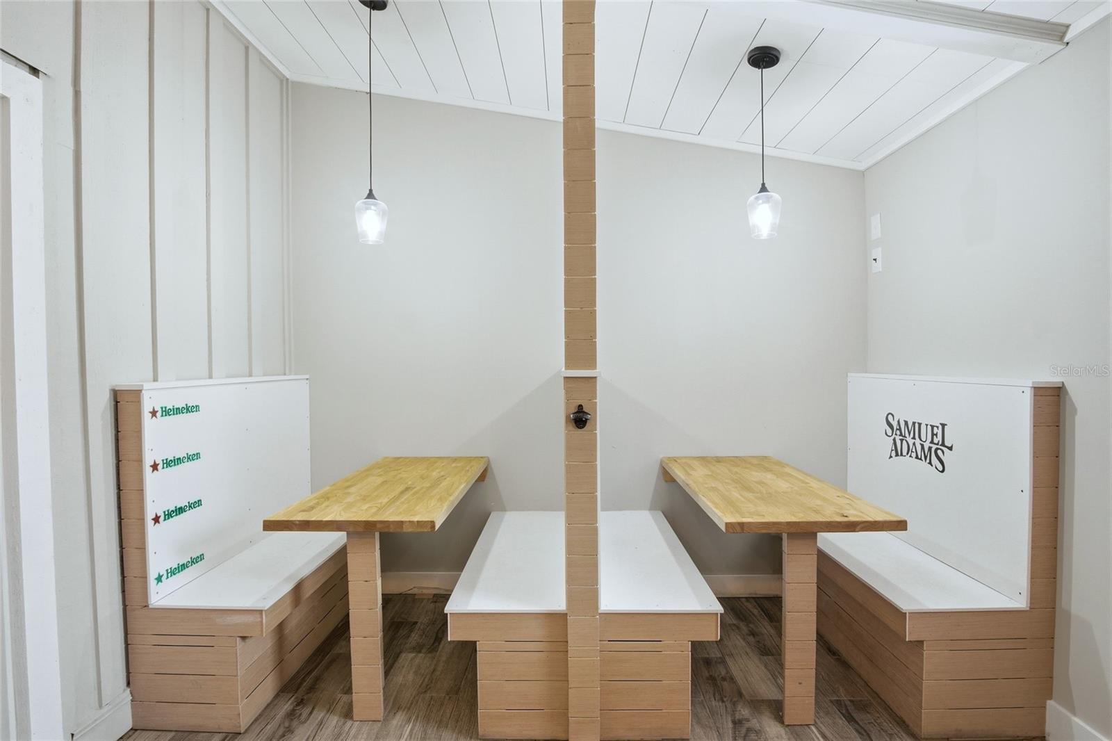 Image 19 of 59 For 7 Treetop Trail