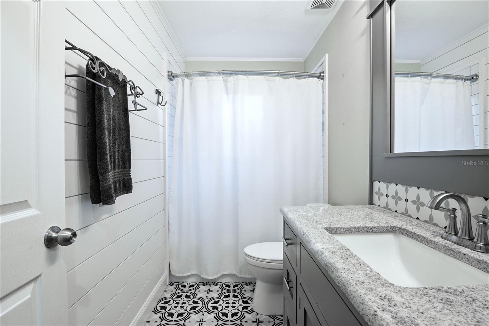 Image 38 of 59 For 7 Treetop Trail