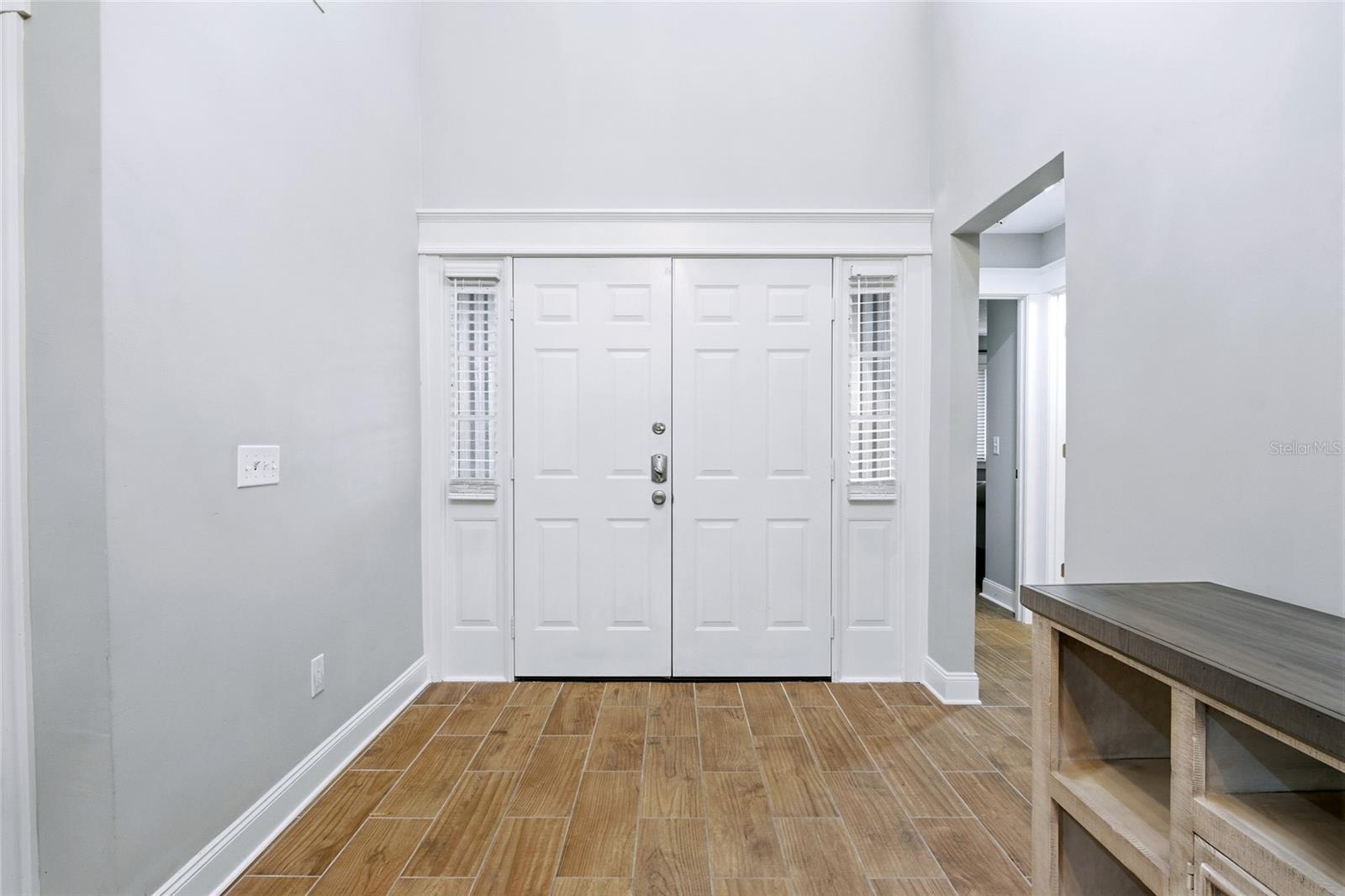 Image 4 of 59 For 7 Treetop Trail