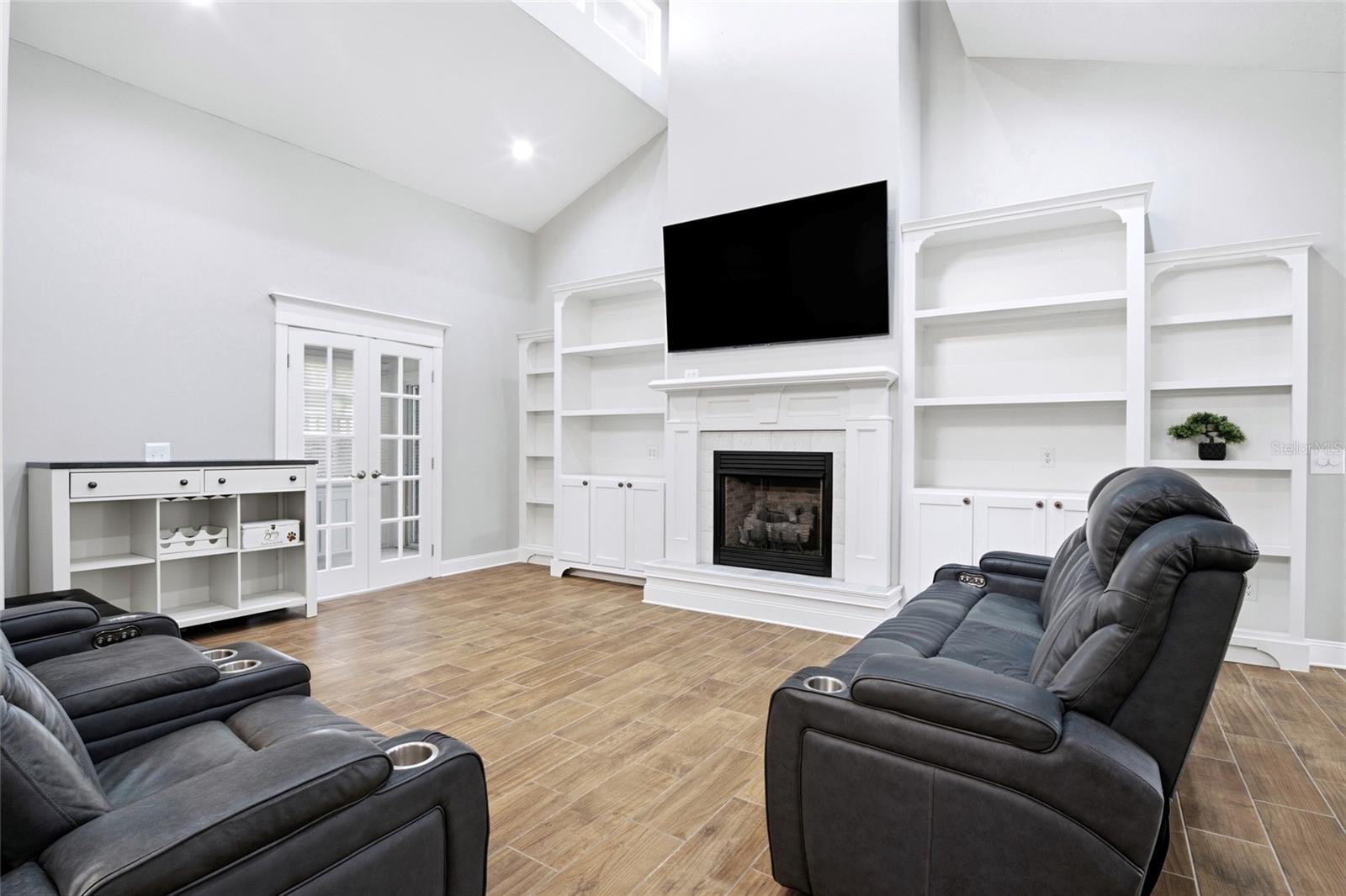 Image 5 of 59 For 7 Treetop Trail