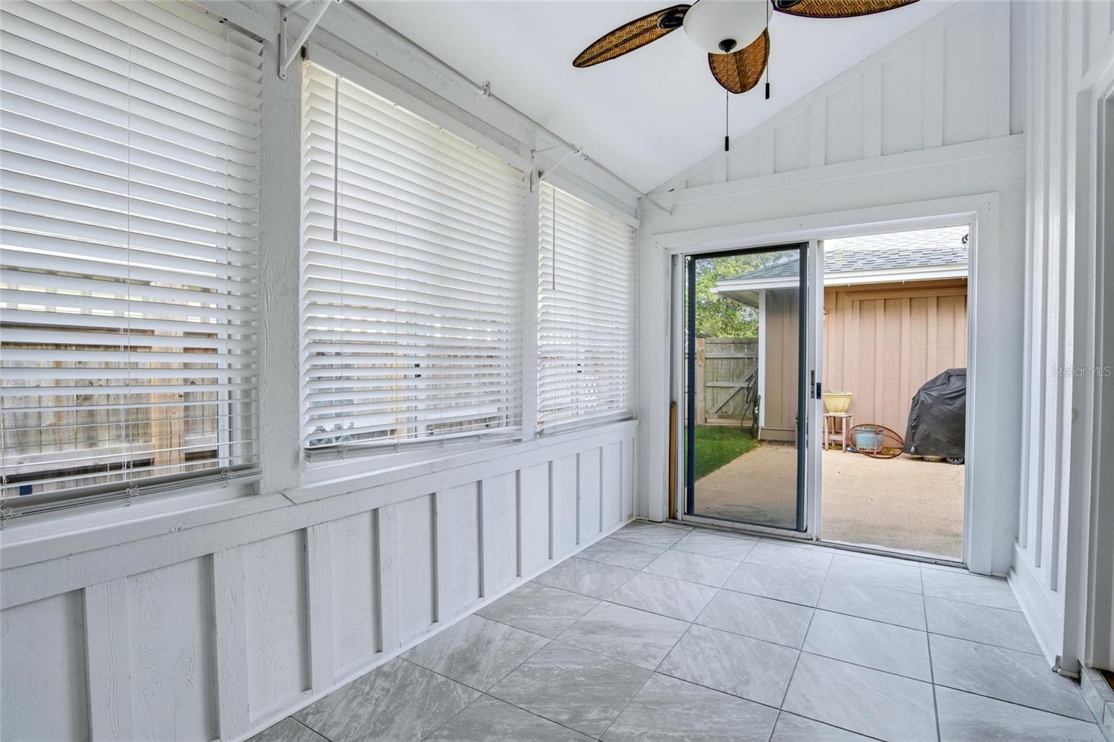 Image 8 of 59 For 7 Treetop Trail