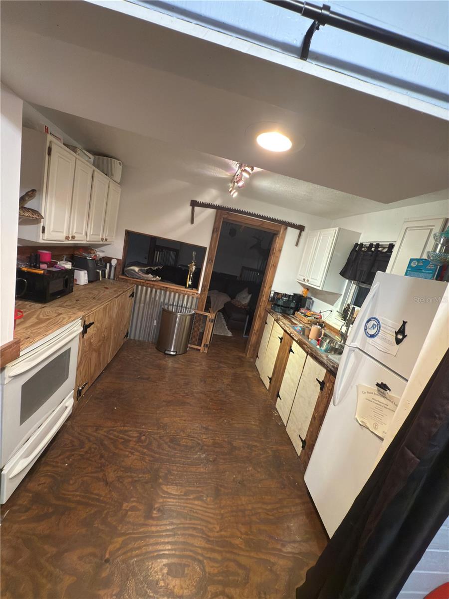 Image 2 of 7 For 5500 Chamberlain Pool Avenue