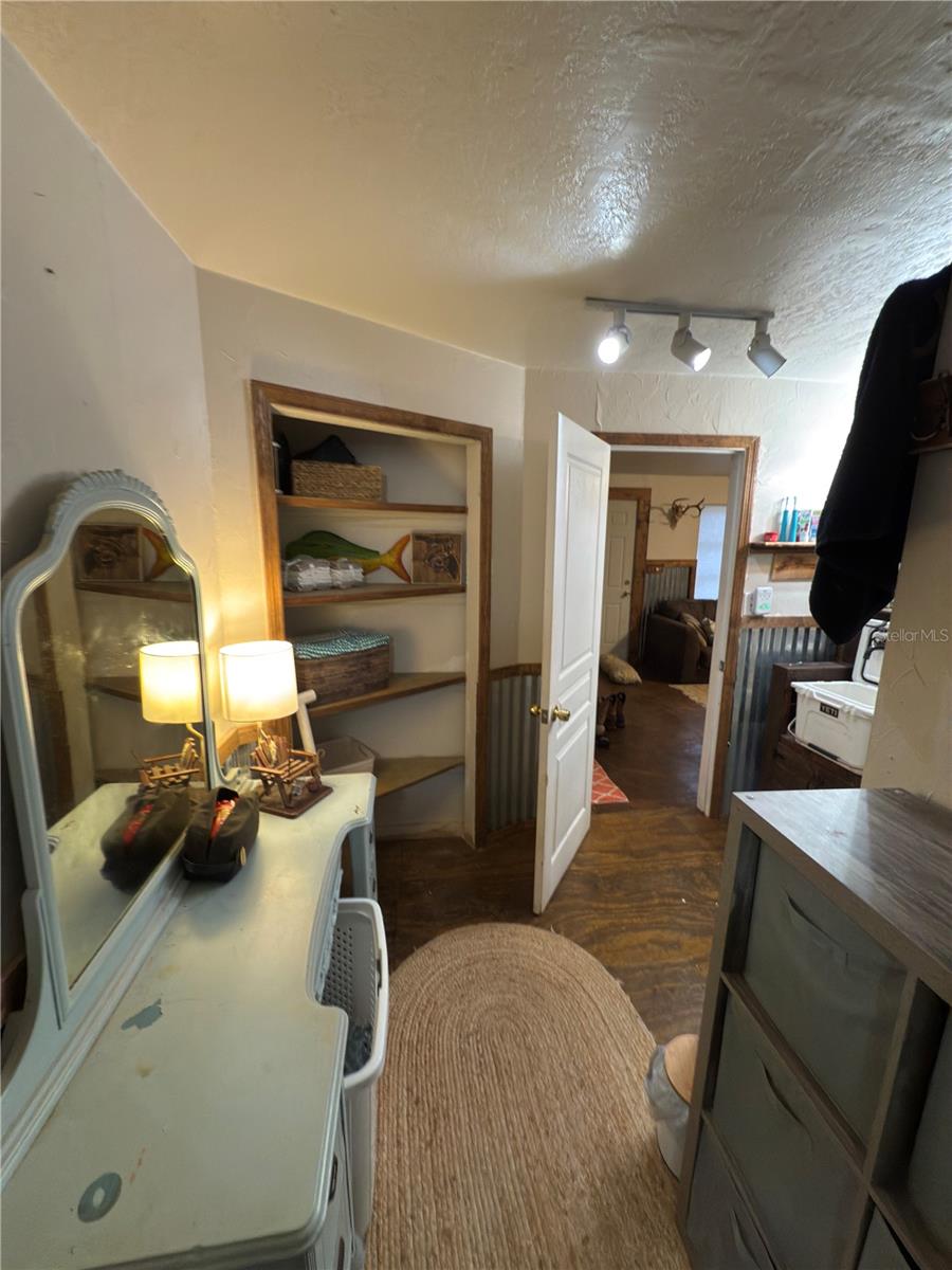 Image 4 of 7 For 5500 Chamberlain Pool Avenue