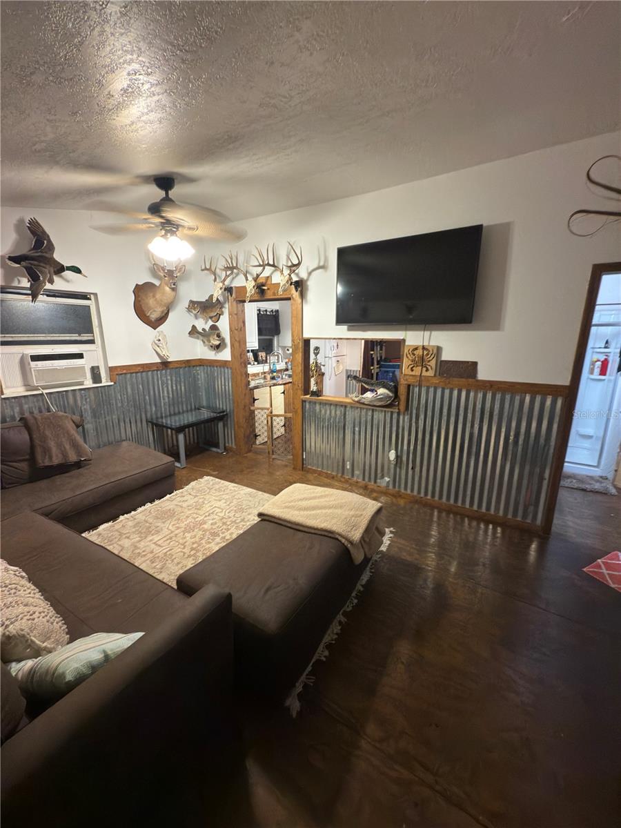 Image 7 of 7 For 5500 Chamberlain Pool Avenue