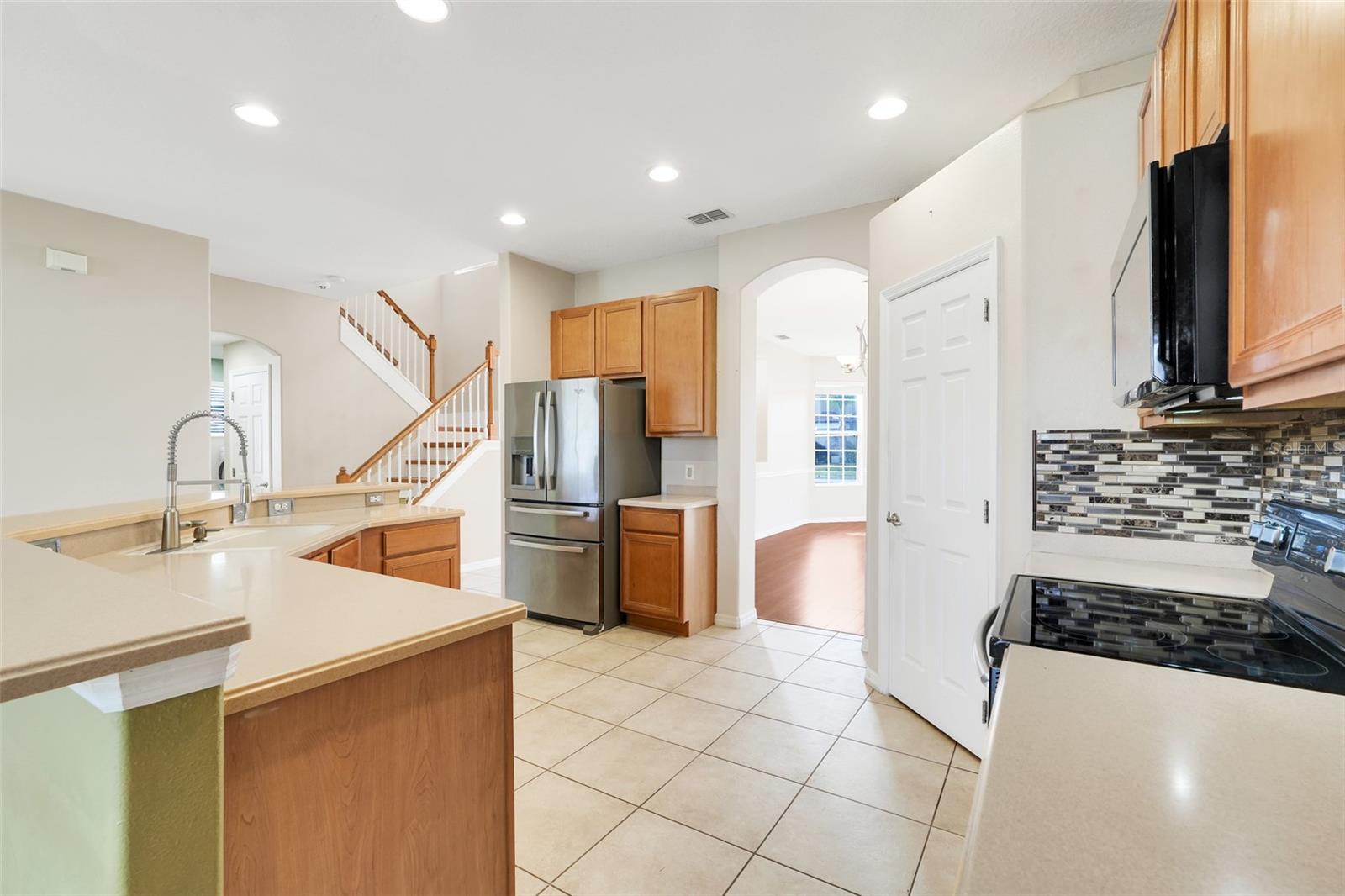 Image 11 of 38 For 4572 Barbados Loop