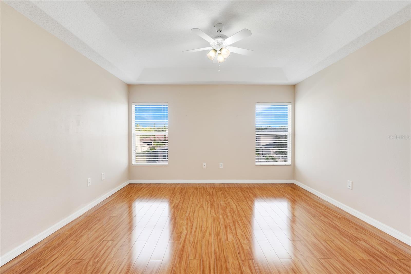 Image 16 of 38 For 4572 Barbados Loop