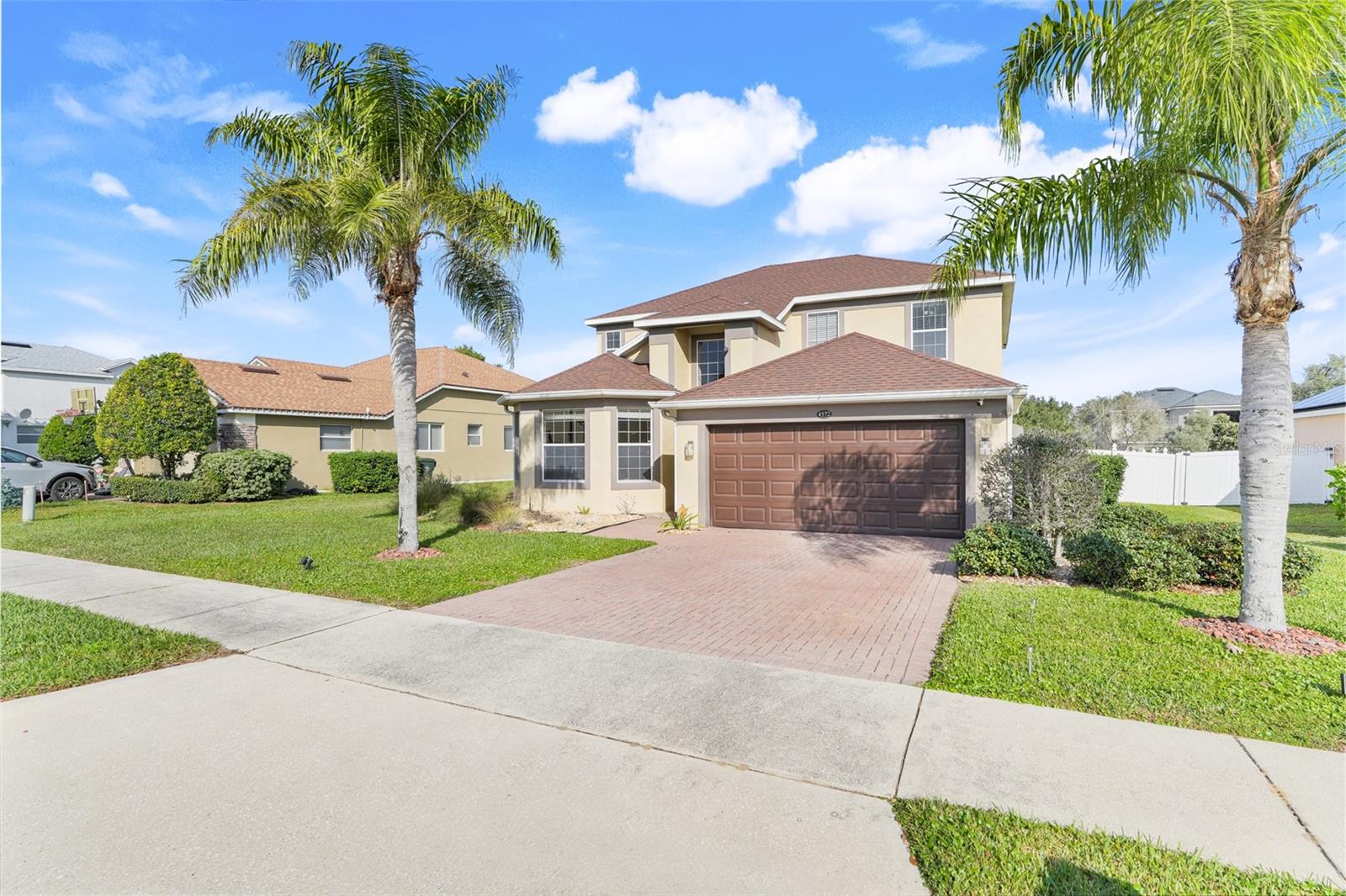 Image 2 of 38 For 4572 Barbados Loop