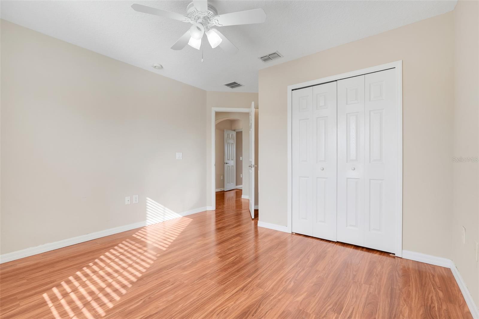 Image 21 of 38 For 4572 Barbados Loop