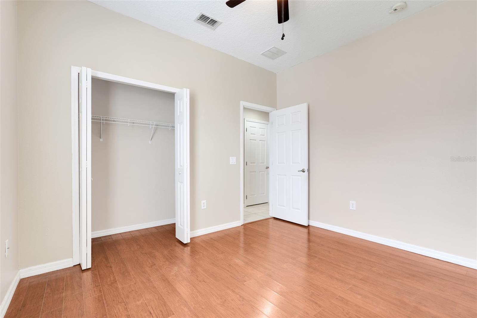 Image 23 of 38 For 4572 Barbados Loop