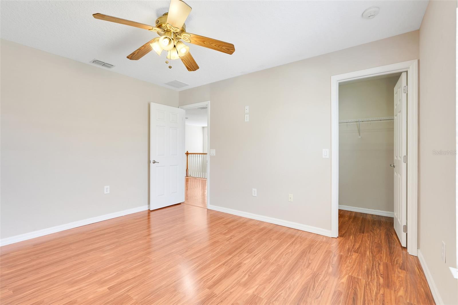 Image 26 of 38 For 4572 Barbados Loop