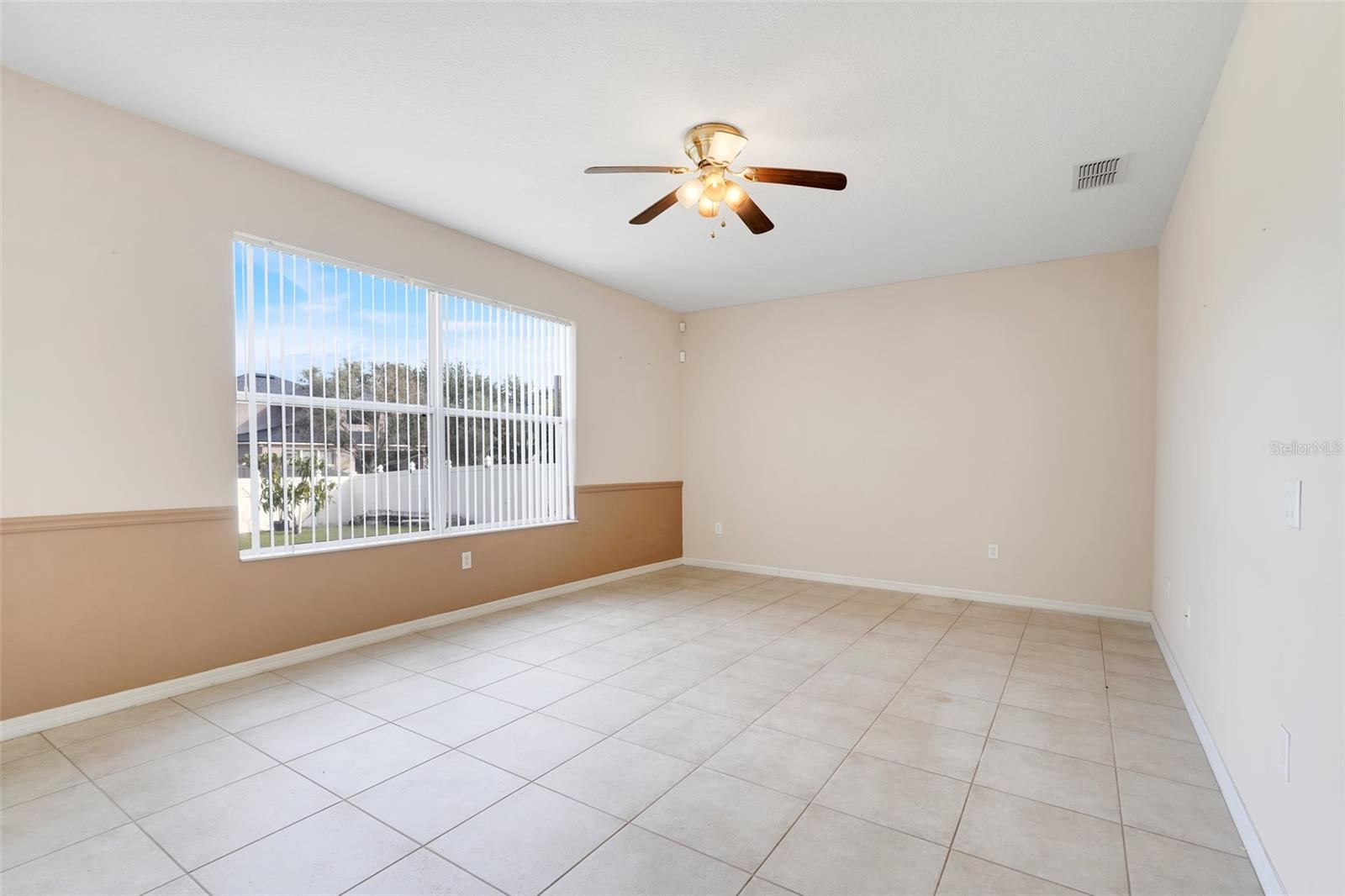 Image 9 of 38 For 4572 Barbados Loop