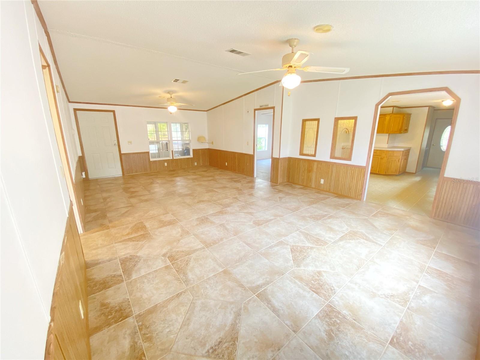 Image 11 of 46 For 23330 117th Terrace