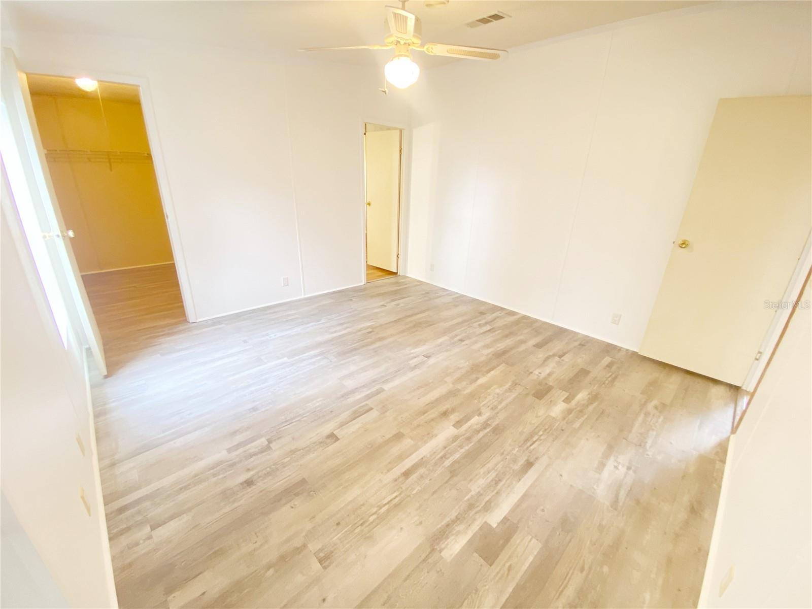 Image 14 of 46 For 23330 117th Terrace