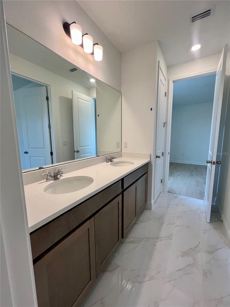 Image 30 of 34 For 2200 Keystone Pass Pass