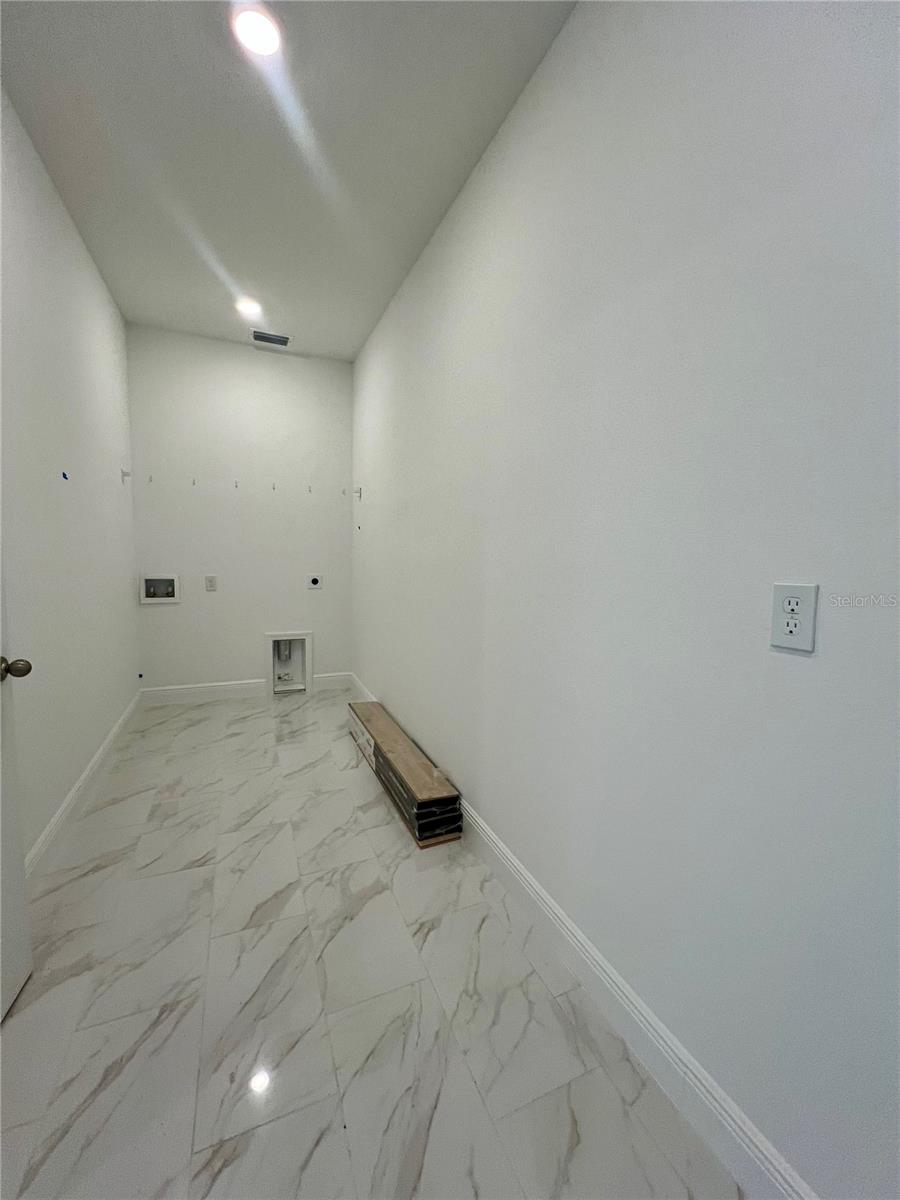 Image 31 of 34 For 2200 Keystone Pass Pass