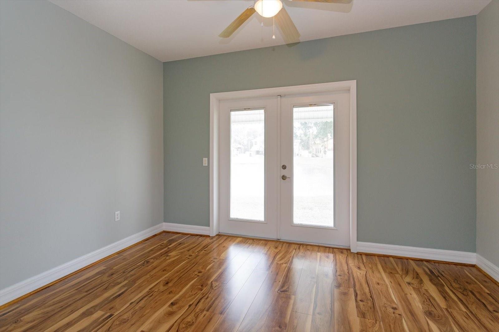 Image 19 of 33 For 16638 Citrus Parkway