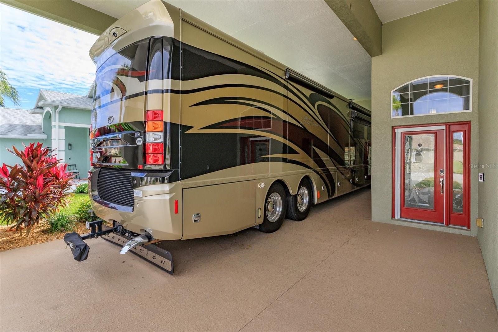 Image 4 of 33 For 16638 Citrus Parkway