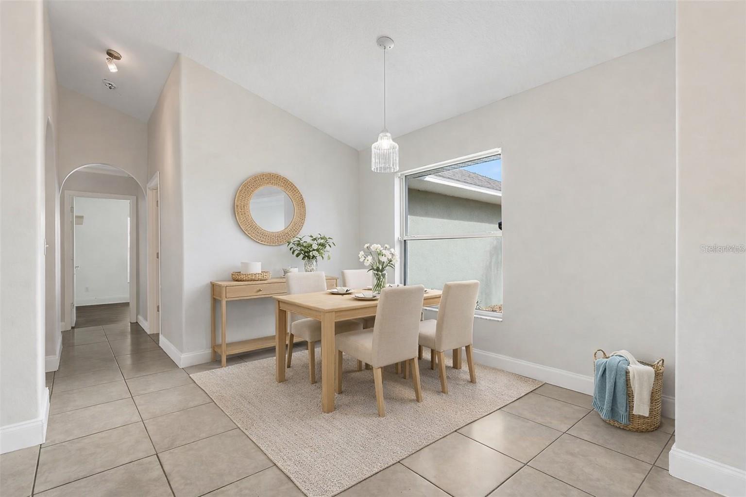 Image 12 of 38 For 345 Hidden View Drive