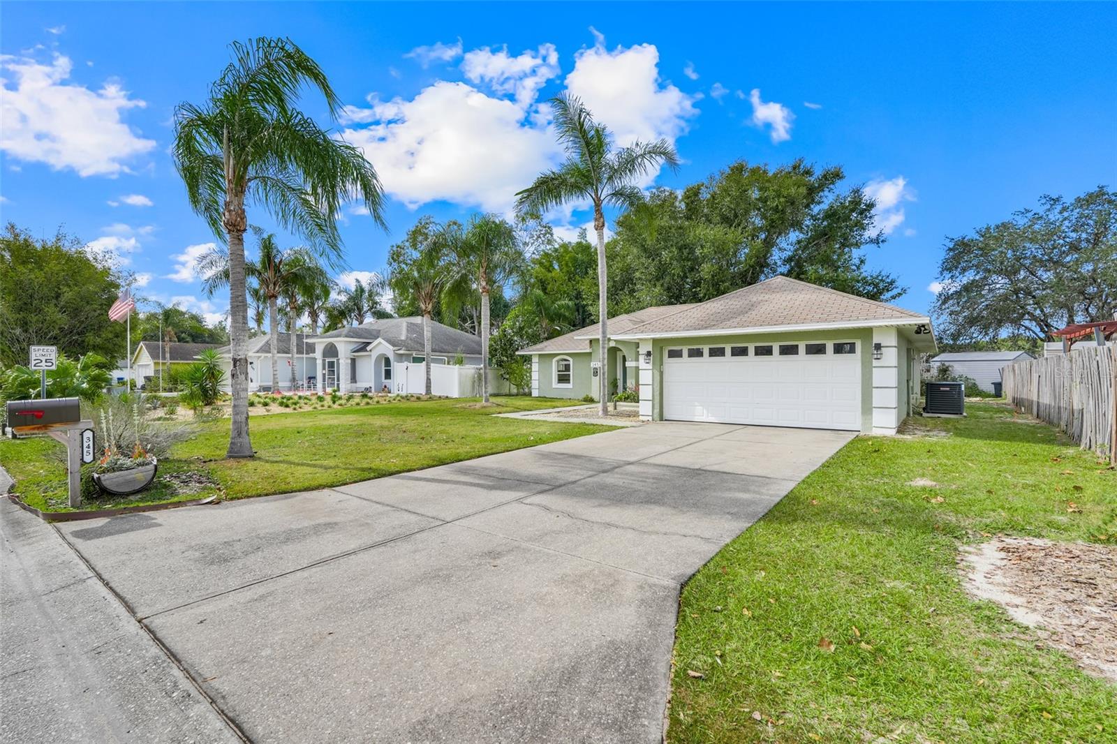 Image 2 of 38 For 345 Hidden View Drive