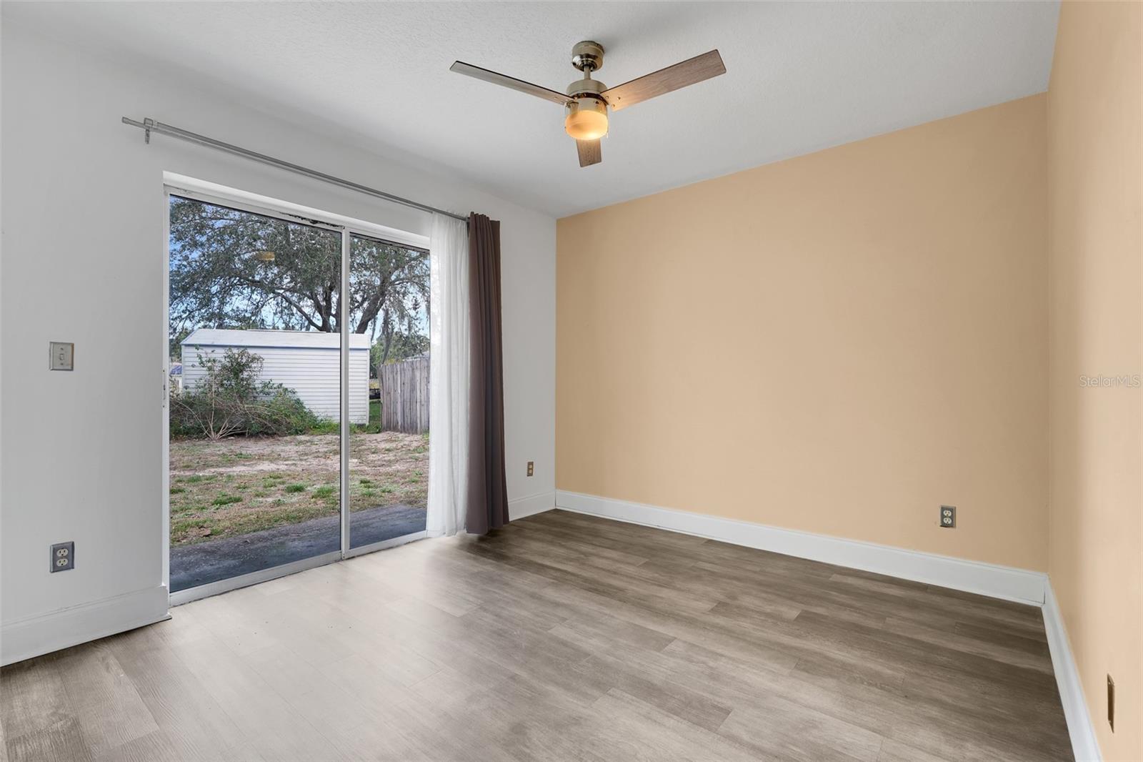 Image 20 of 38 For 345 Hidden View Drive