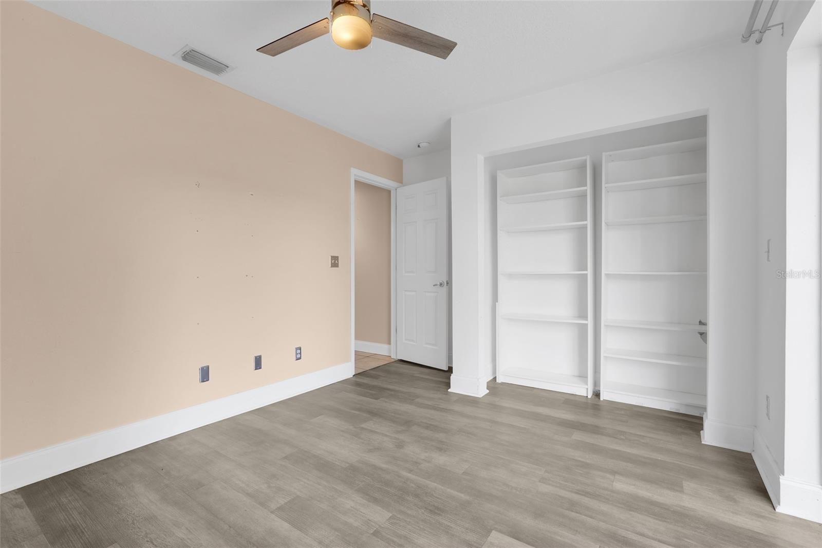 Image 21 of 38 For 345 Hidden View Drive