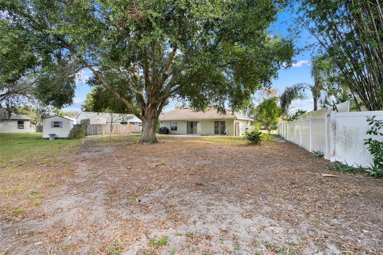 Image 24 of 38 For 345 Hidden View Drive