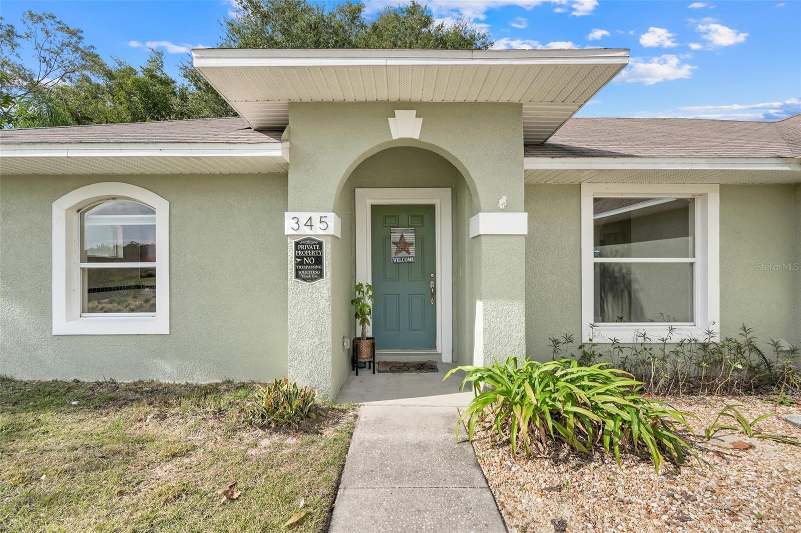 Image 4 of 38 For 345 Hidden View Drive