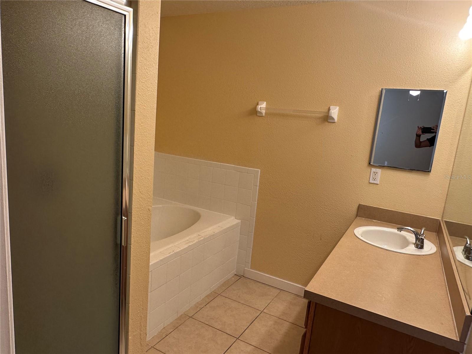 Image 11 of 12 For 1105 Hillmount Drive