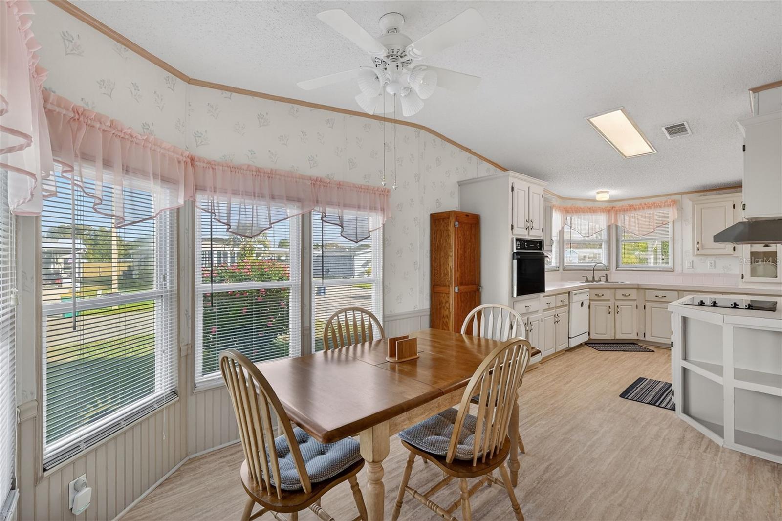 Image 11 of 32 For 3117 Manatee Road