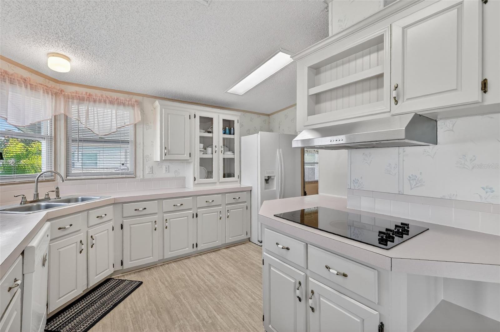 Image 12 of 32 For 3117 Manatee Road