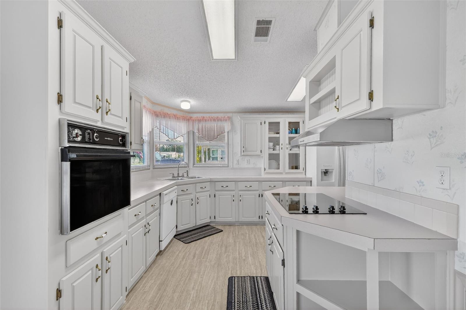 Image 13 of 32 For 3117 Manatee Road