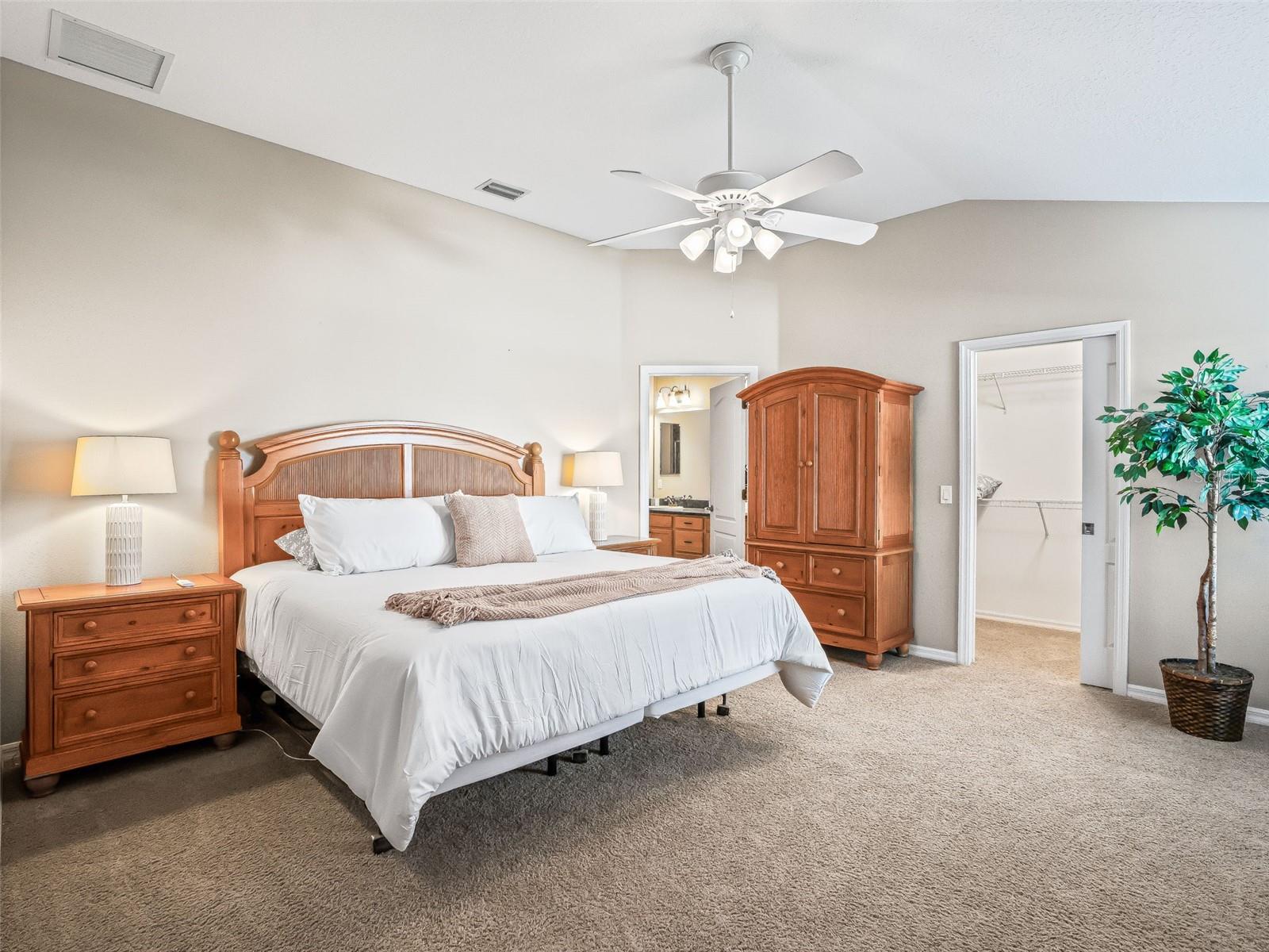 Image 14 of 27 For 2530 Hanlon Terrace