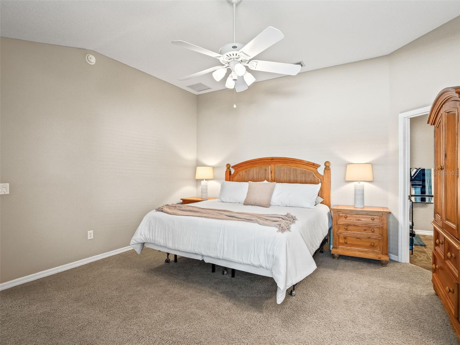 Image 15 of 27 For 2530 Hanlon Terrace