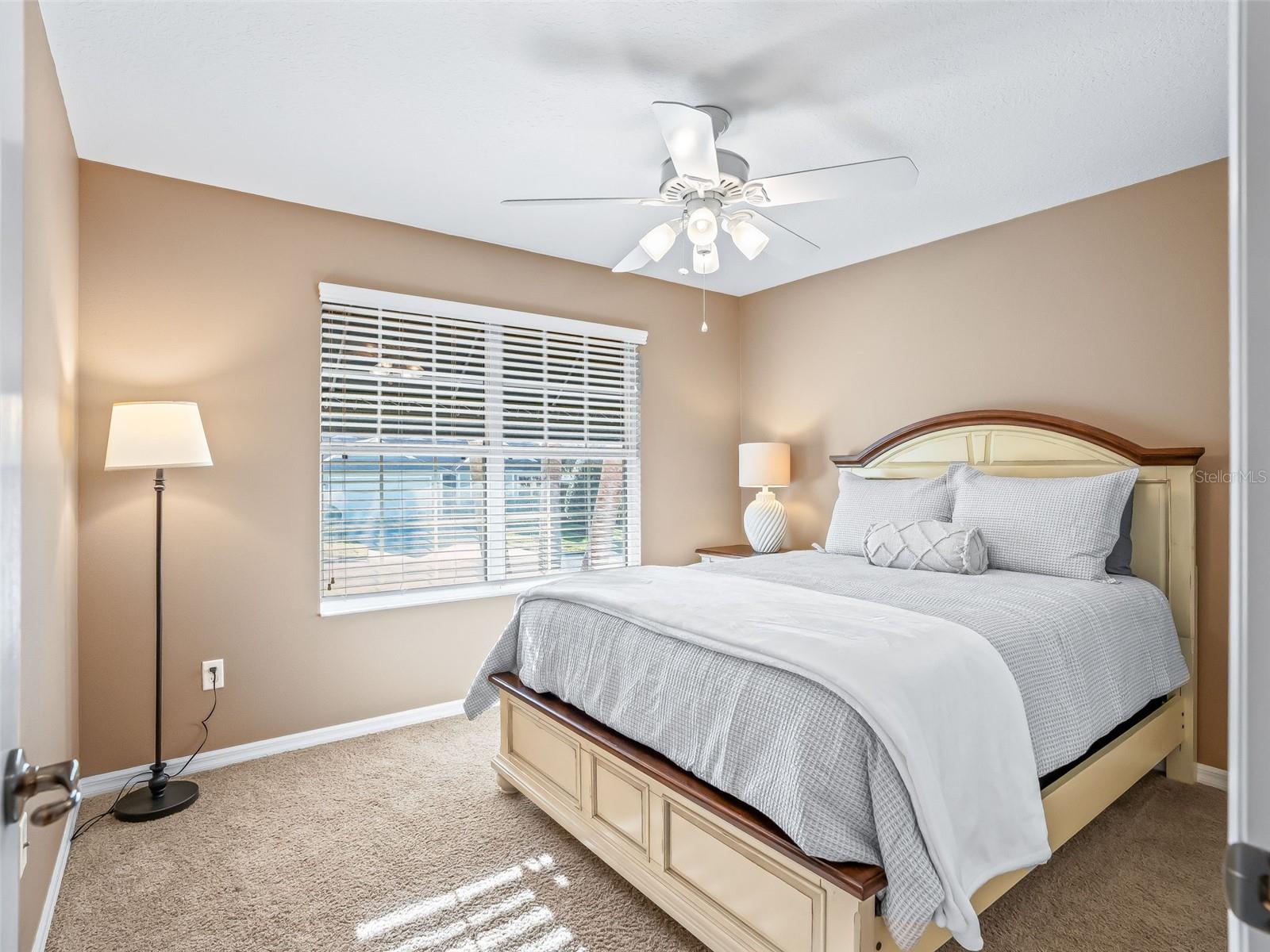 Image 21 of 27 For 2530 Hanlon Terrace