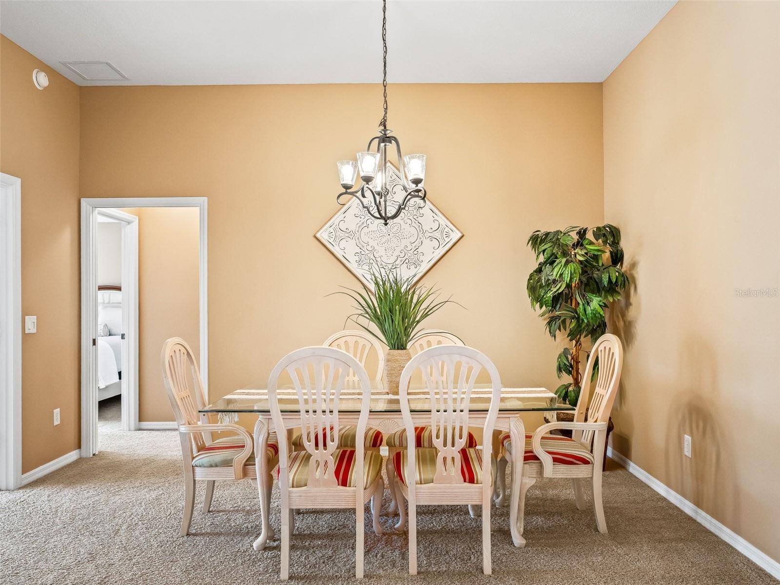 Image 3 of 27 For 2530 Hanlon Terrace