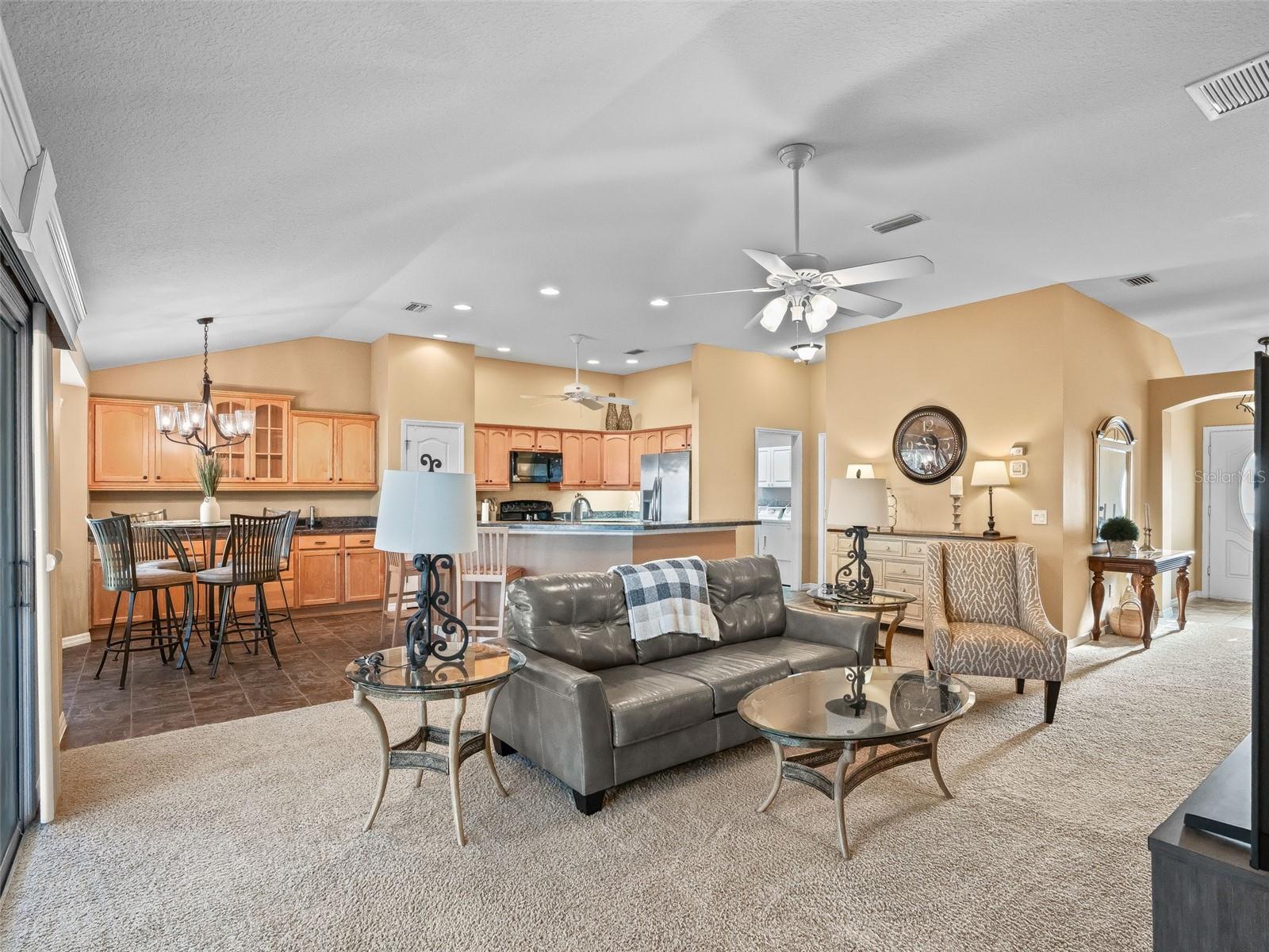 Image 7 of 27 For 2530 Hanlon Terrace