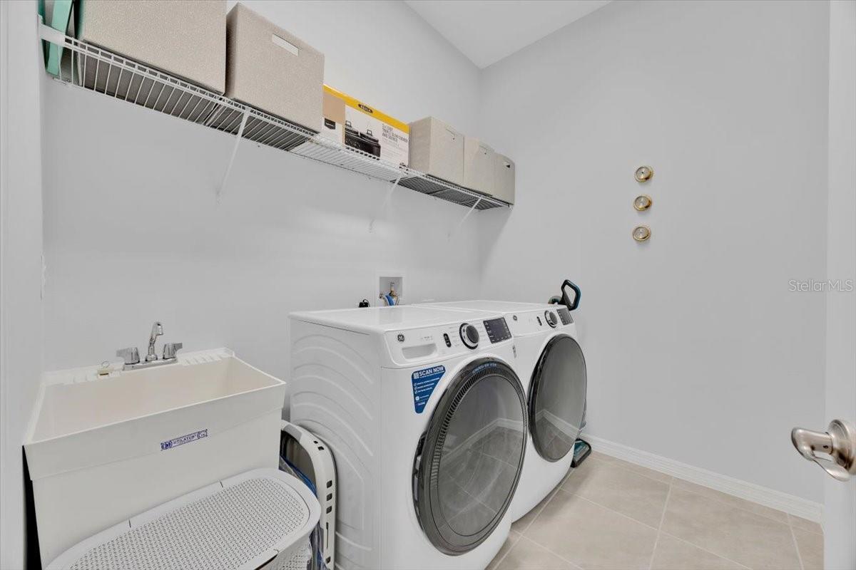 Image 27 of 45 For 2031 Key Bay Trail