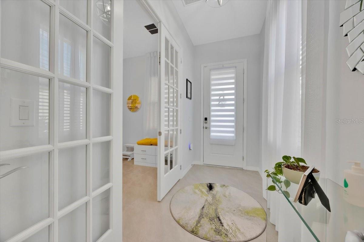 Image 5 of 45 For 2031 Key Bay Trail