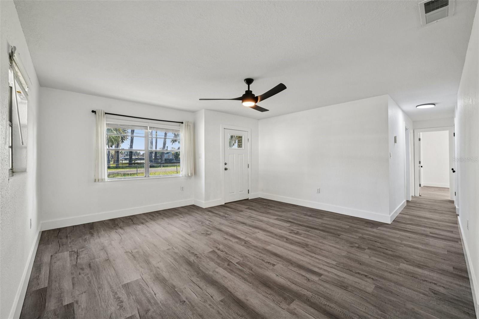 Image 10 of 33 For 56305 Redbud Road