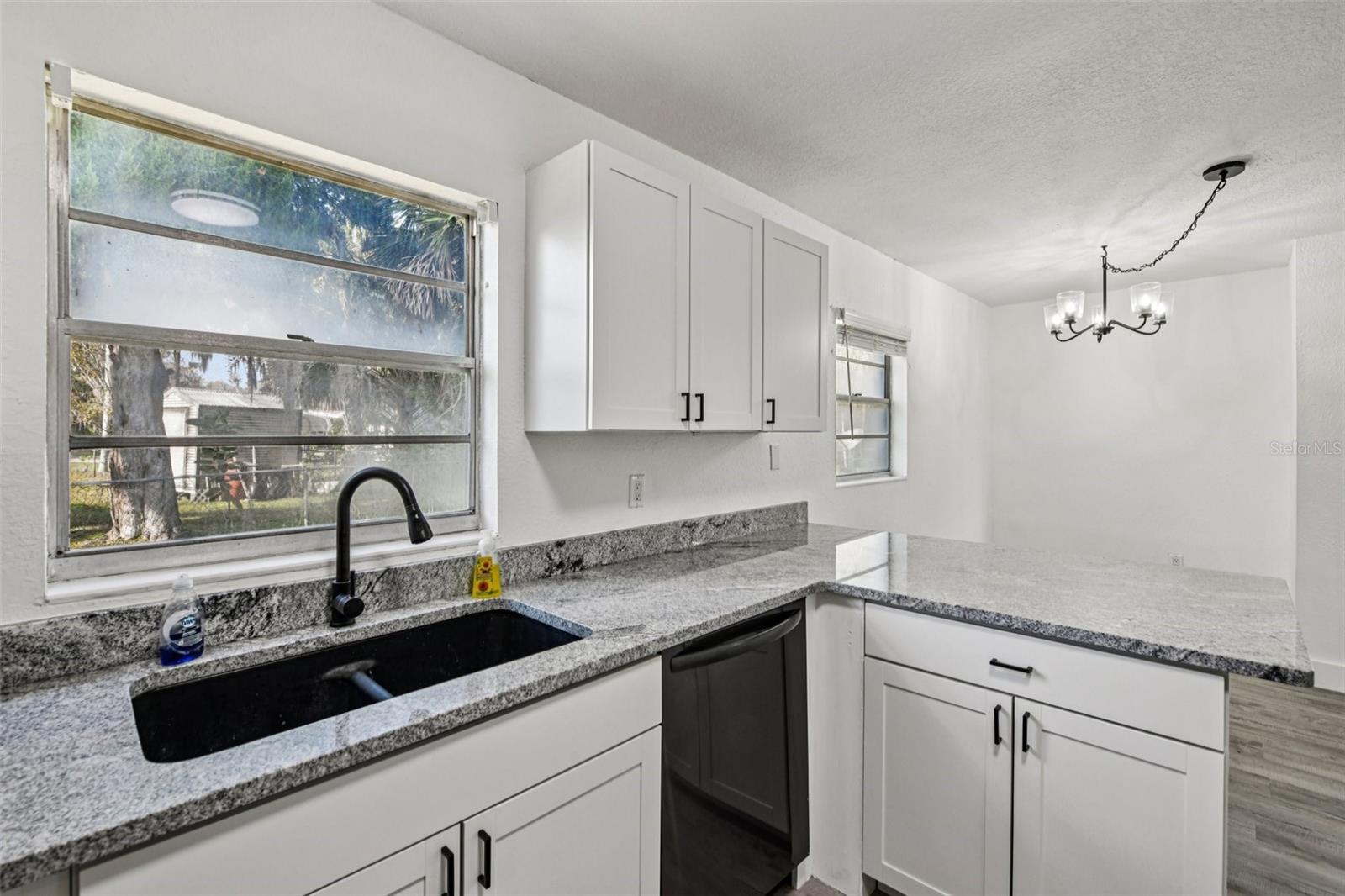 Image 16 of 33 For 56305 Redbud Road